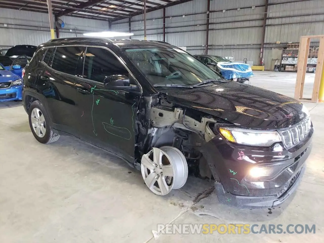4 Photograph of a damaged car 3C4NJCBB6NT213483 JEEP COMPASS 2022