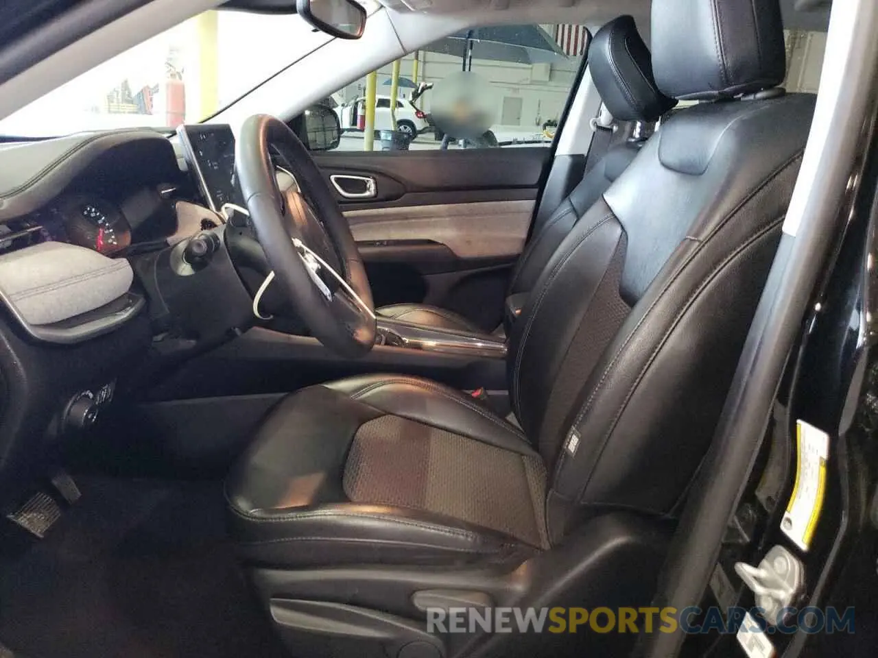 7 Photograph of a damaged car 3C4NJCBB6NT213483 JEEP COMPASS 2022