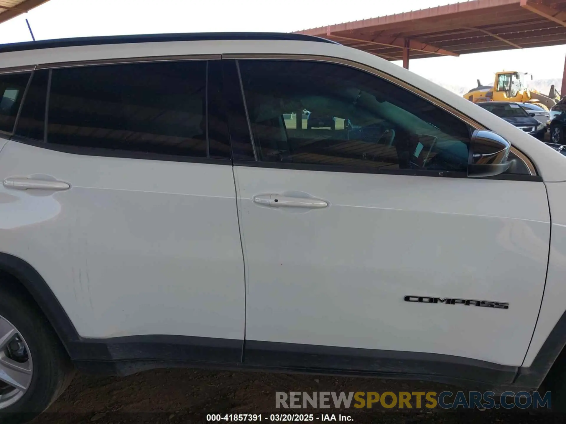 13 Photograph of a damaged car 3C4NJCBB6NT220062 JEEP COMPASS 2022