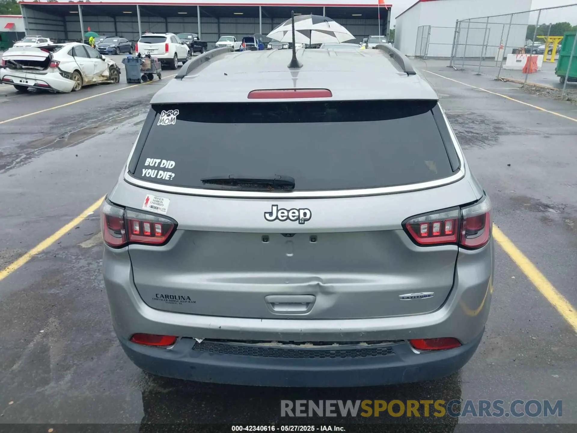 15 Photograph of a damaged car 3C4NJCBB6NT228906 JEEP COMPASS 2022