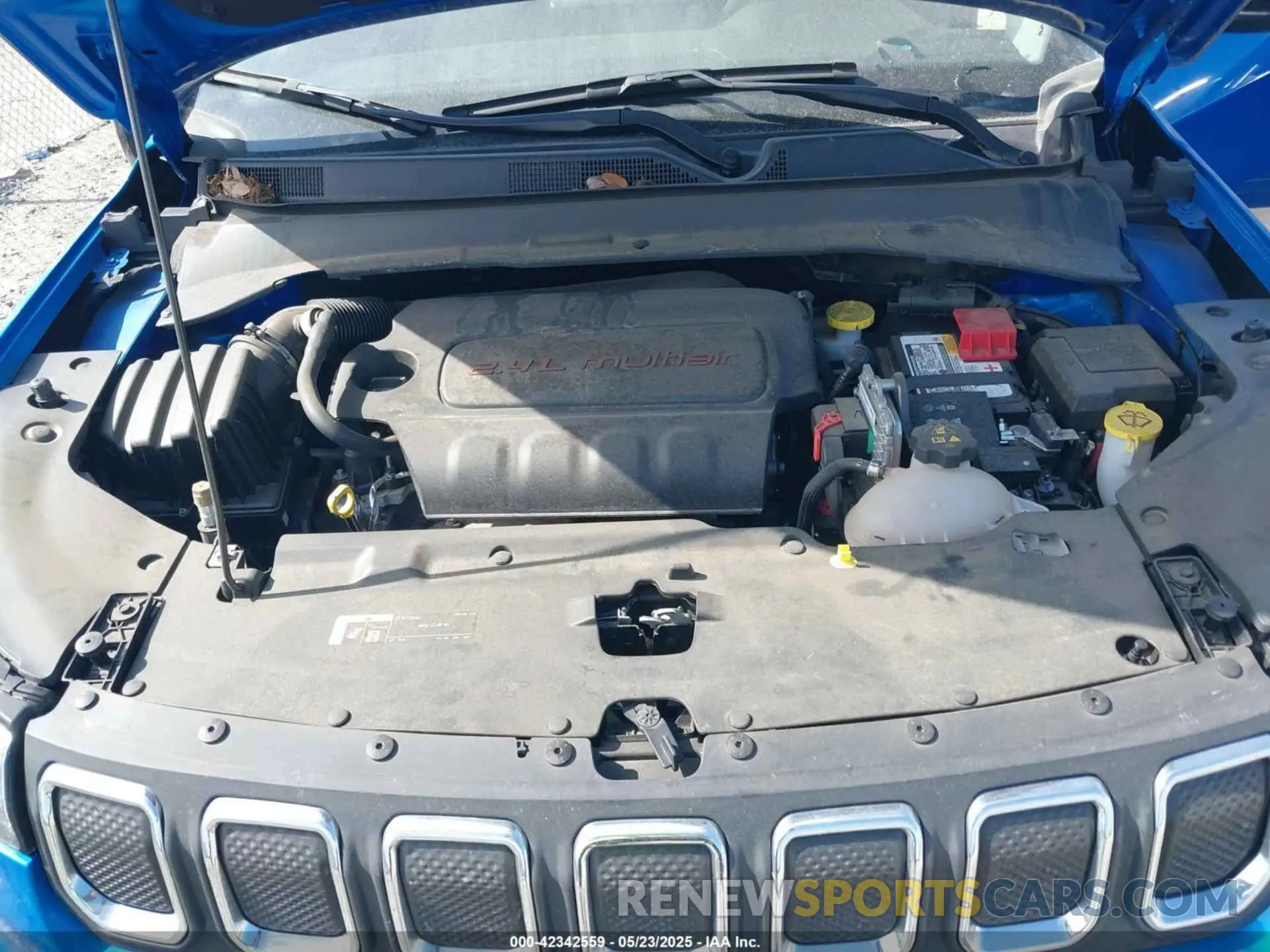 10 Photograph of a damaged car 3C4NJCBB6NT229148 JEEP COMPASS 2022