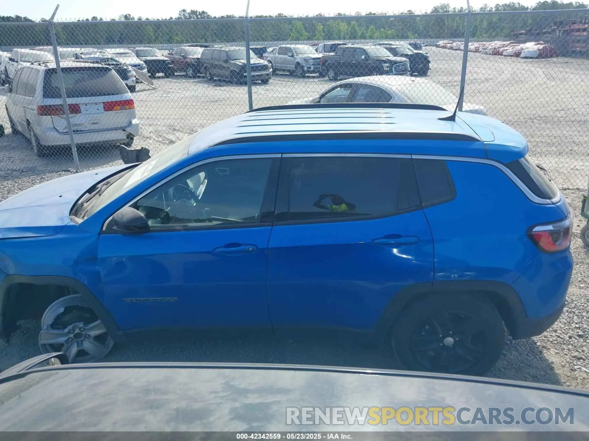 14 Photograph of a damaged car 3C4NJCBB6NT229148 JEEP COMPASS 2022