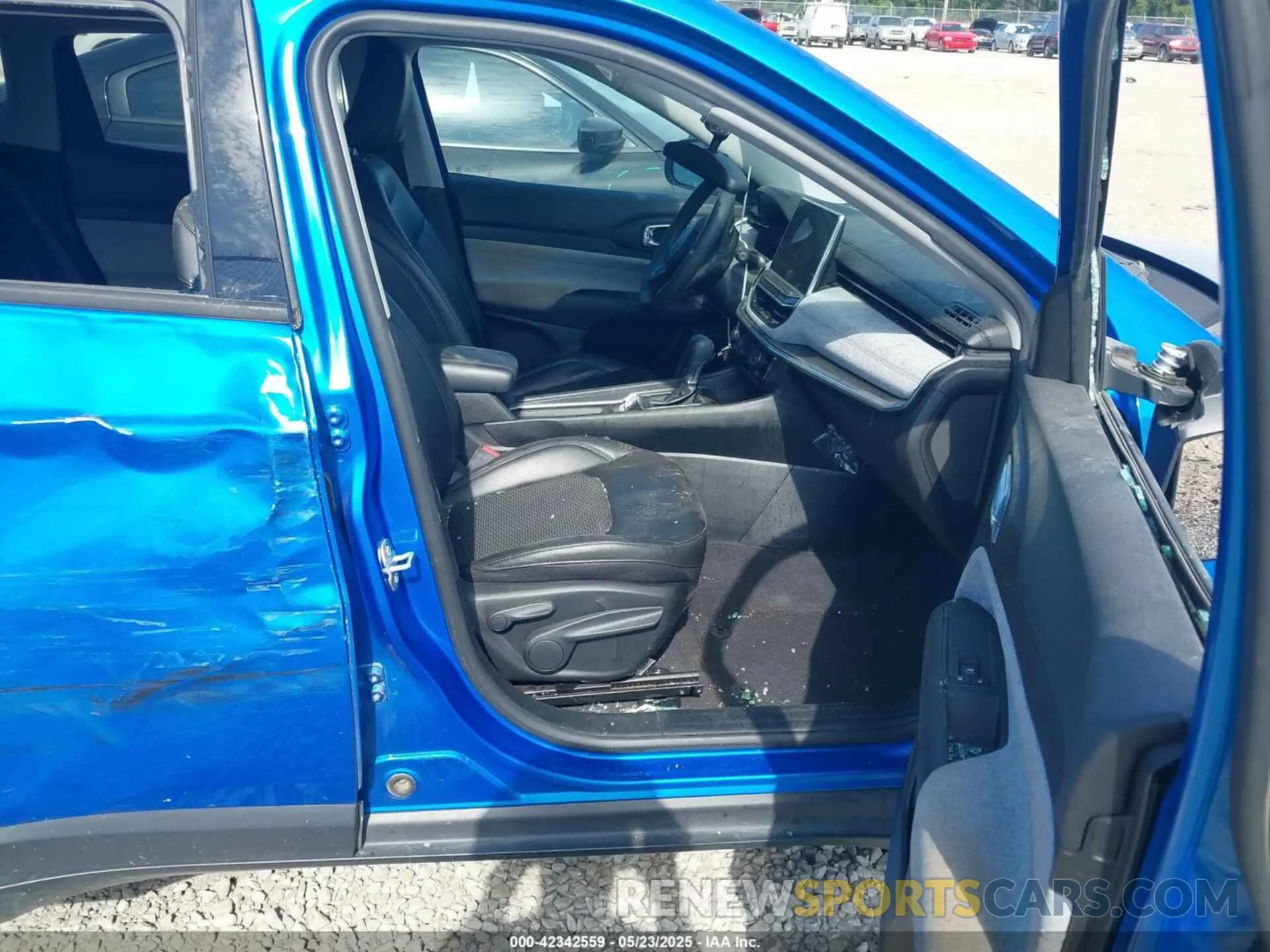 5 Photograph of a damaged car 3C4NJCBB6NT229148 JEEP COMPASS 2022