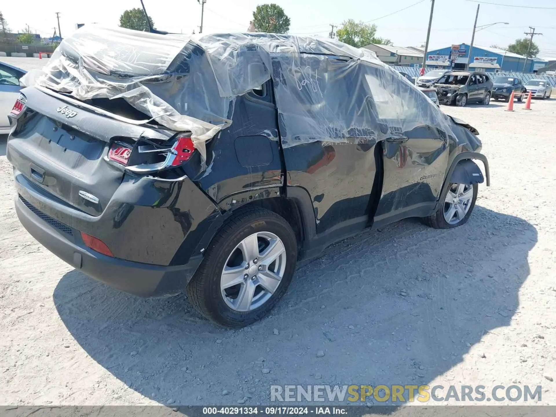 4 Photograph of a damaged car 3C4NJCBB7NT229059 JEEP COMPASS 2022