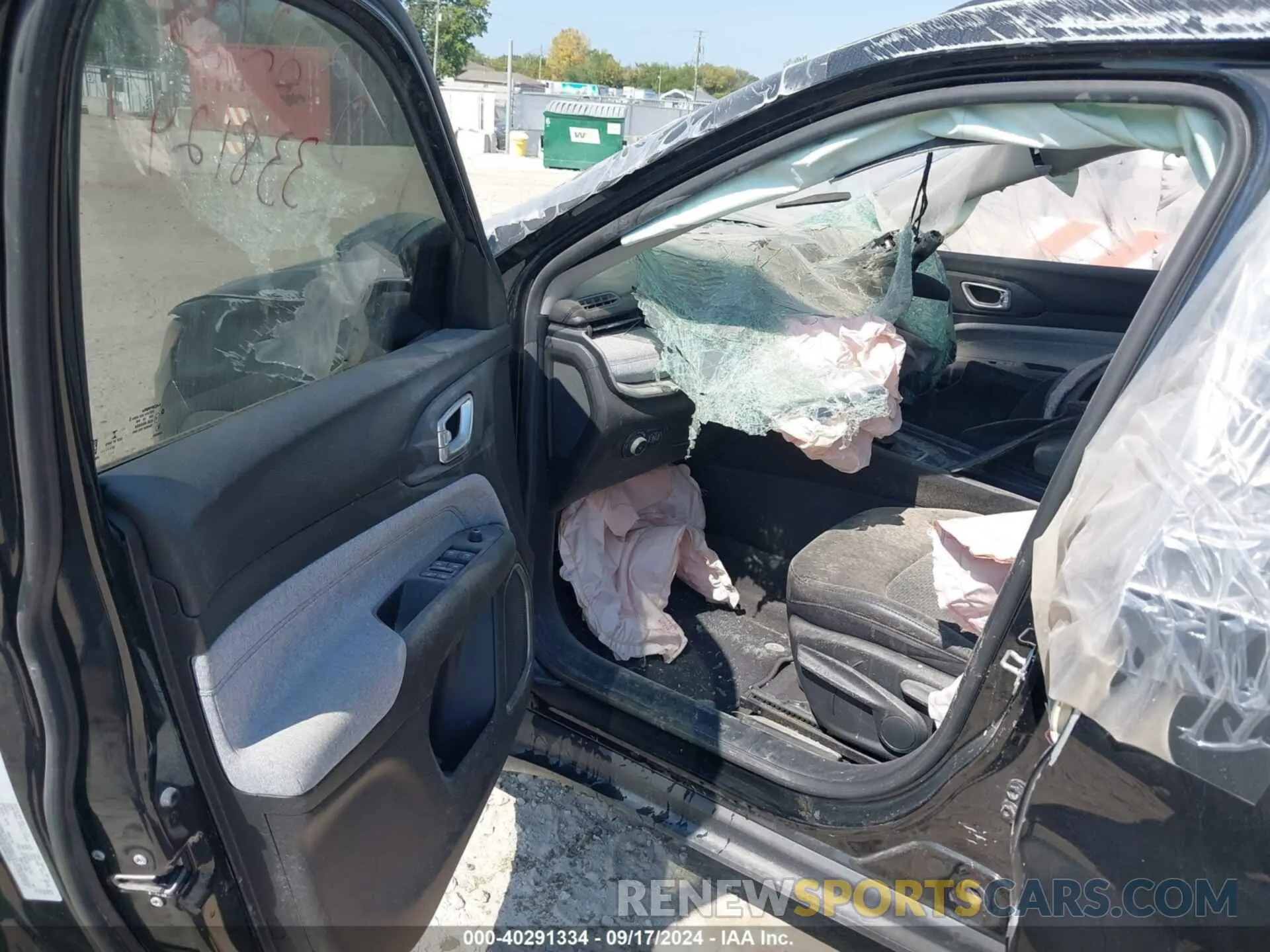 5 Photograph of a damaged car 3C4NJCBB7NT229059 JEEP COMPASS 2022