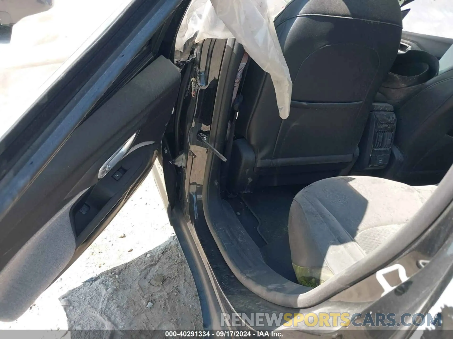 8 Photograph of a damaged car 3C4NJCBB7NT229059 JEEP COMPASS 2022