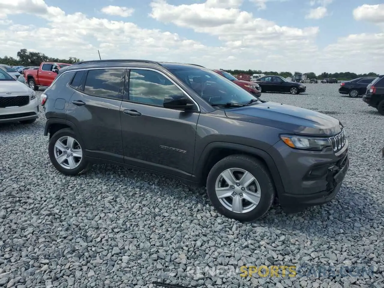4 Photograph of a damaged car 3C4NJCBB7NT235119 JEEP COMPASS 2022