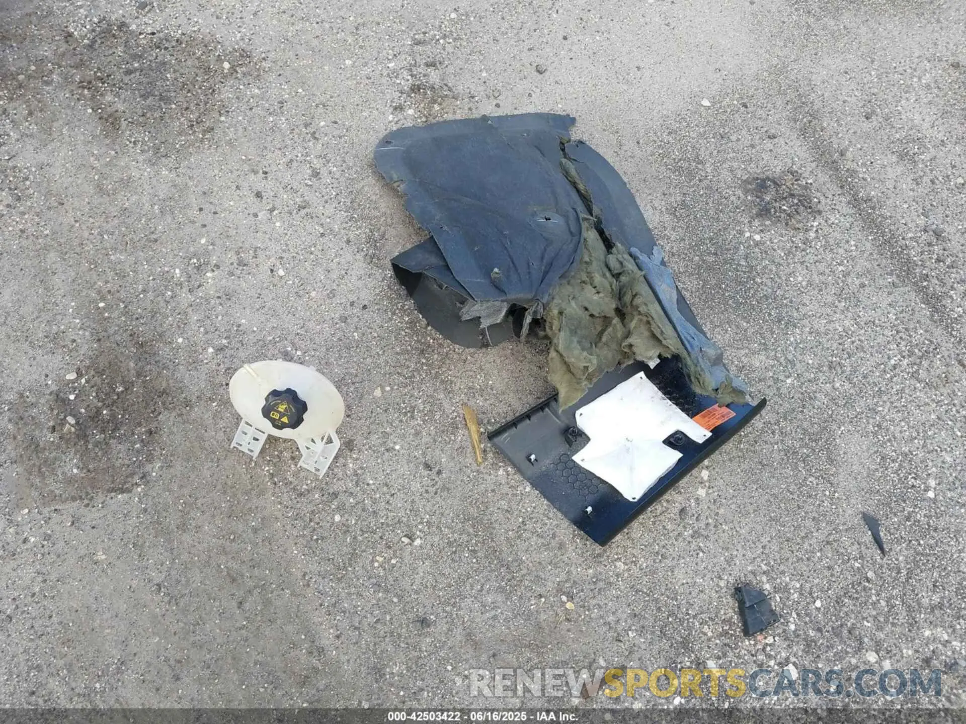 11 Photograph of a damaged car 3C4NJCBB8NT138706 JEEP COMPASS 2022