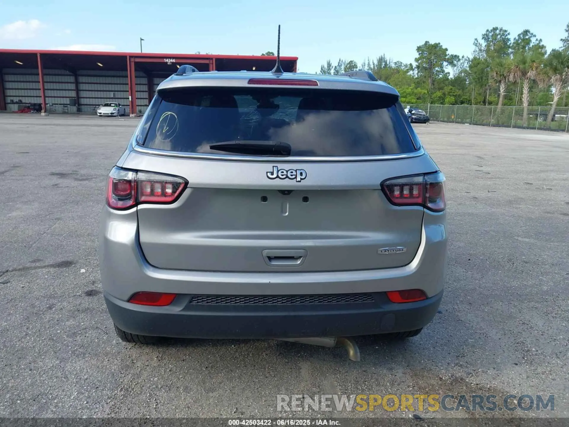 16 Photograph of a damaged car 3C4NJCBB8NT138706 JEEP COMPASS 2022