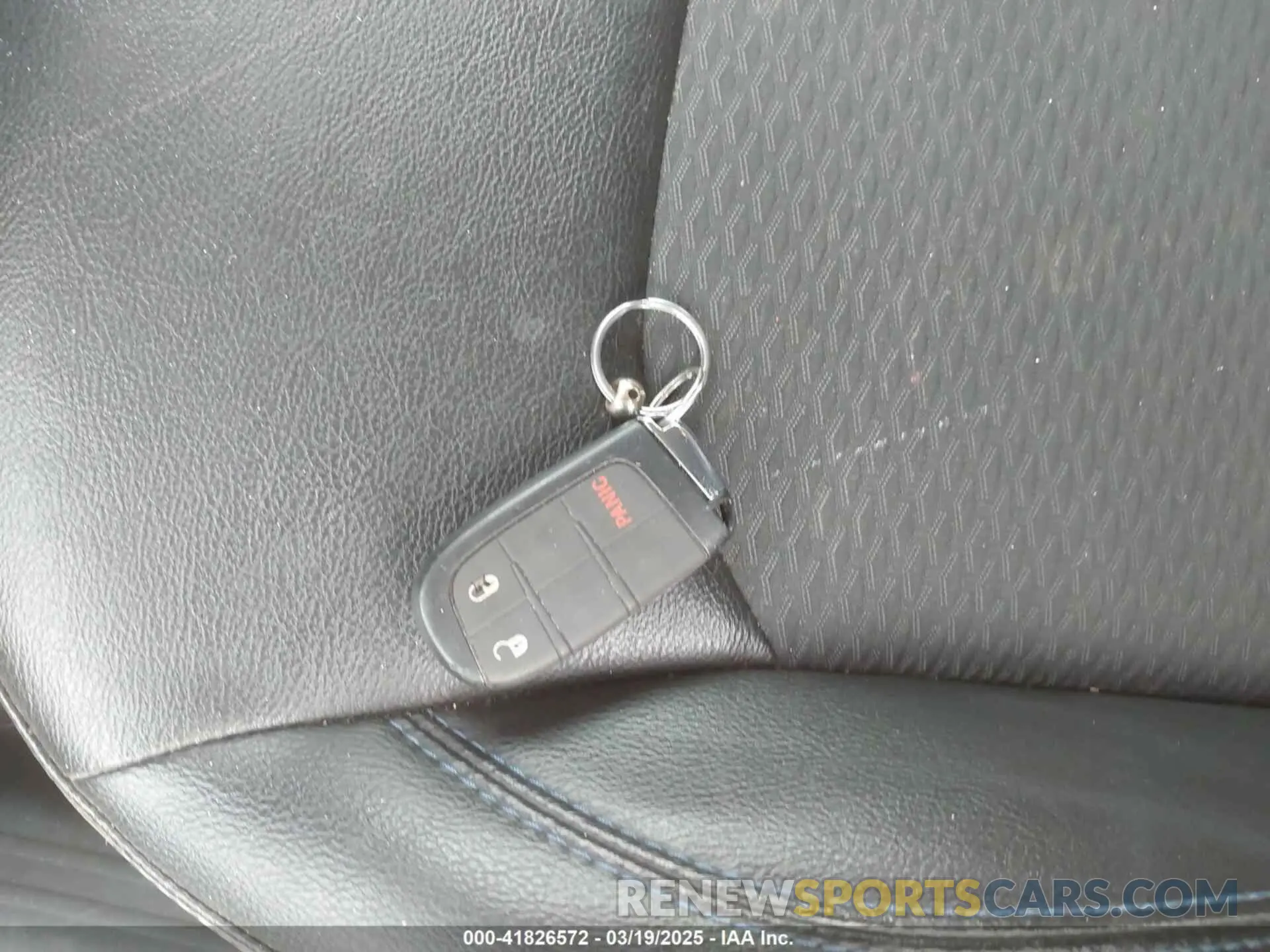 11 Photograph of a damaged car 3C4NJCBB8NT204932 JEEP COMPASS 2022