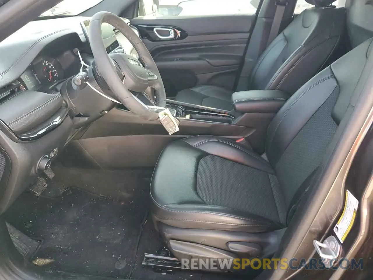 7 Photograph of a damaged car 3C4NJCBB8NT234318 JEEP COMPASS 2022