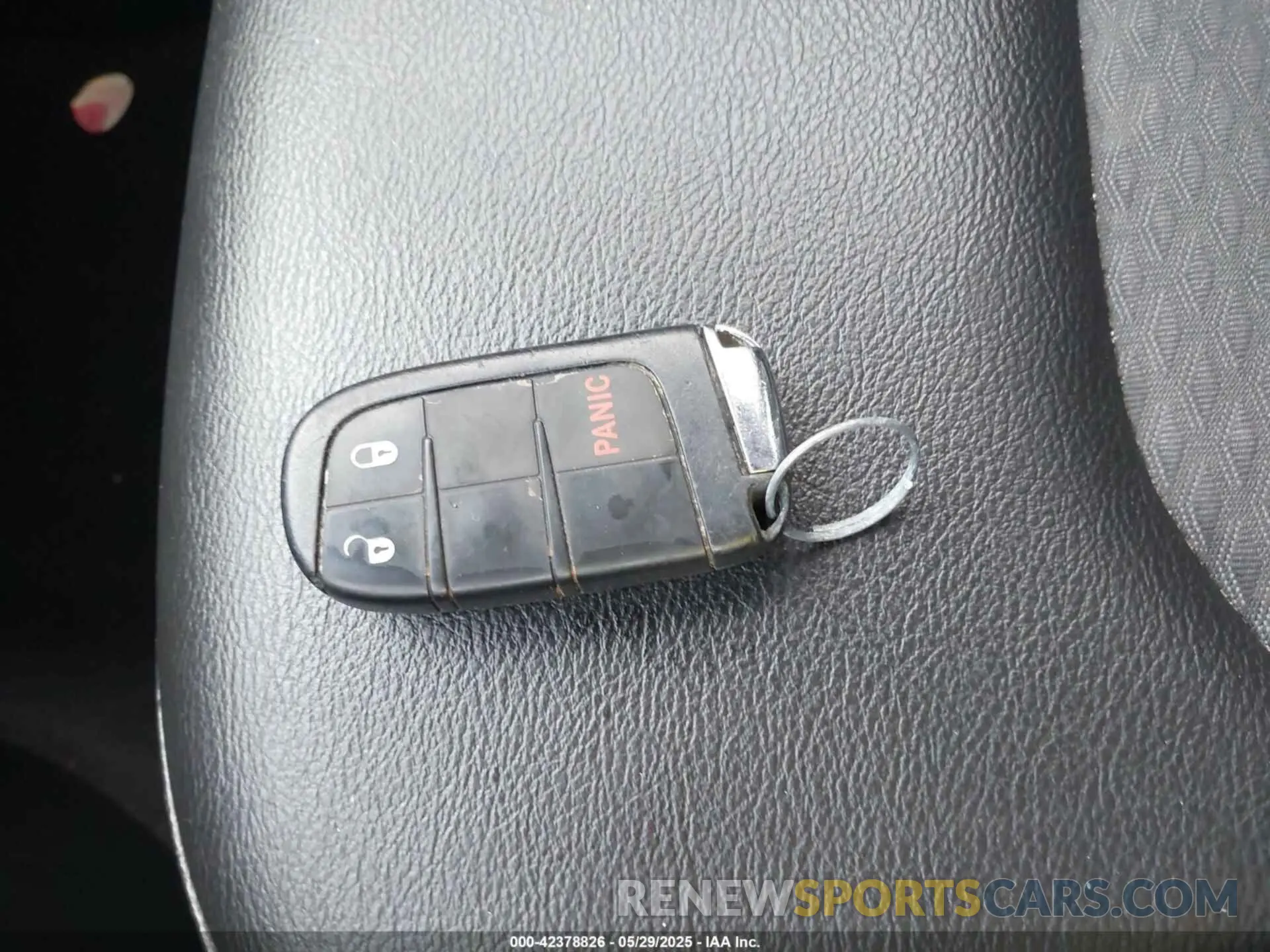 11 Photograph of a damaged car 3C4NJCBB9NT109506 JEEP COMPASS 2022