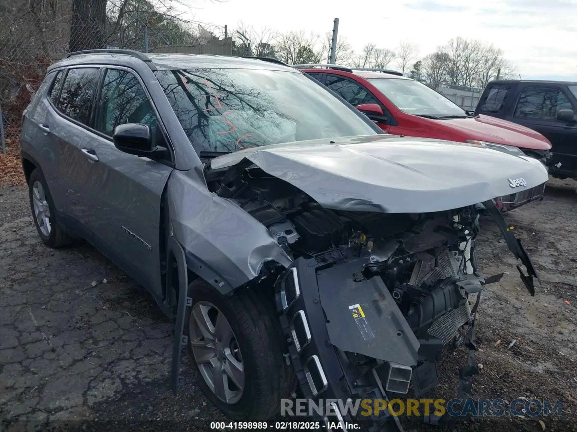 1 Photograph of a damaged car 3C4NJCBB9NT192399 JEEP COMPASS 2022