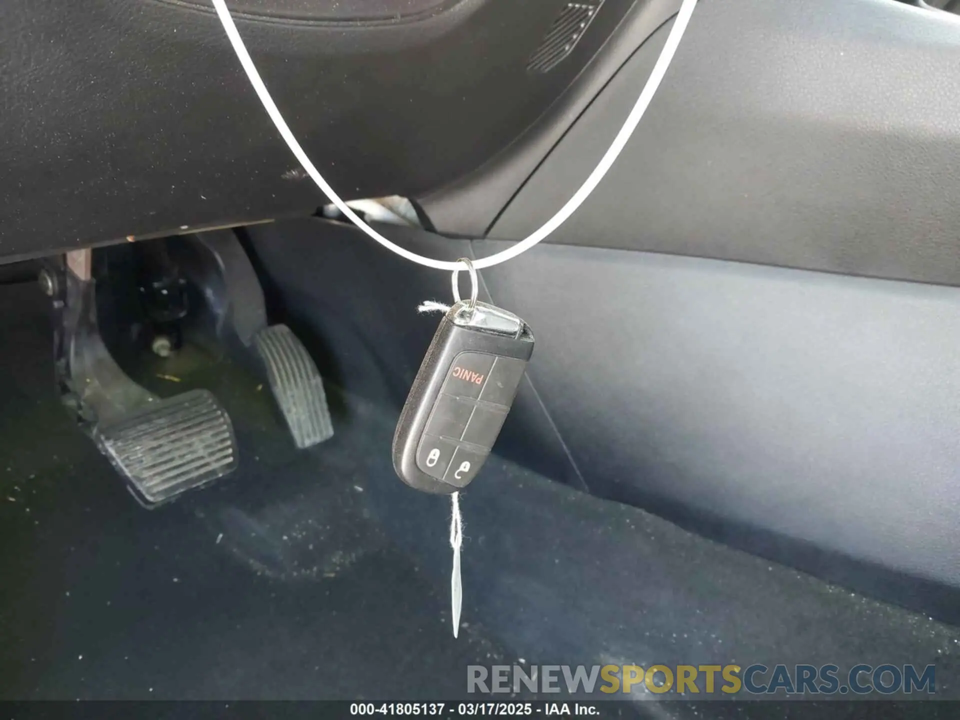 11 Photograph of a damaged car 3C4NJCBB9NT192421 JEEP COMPASS 2022