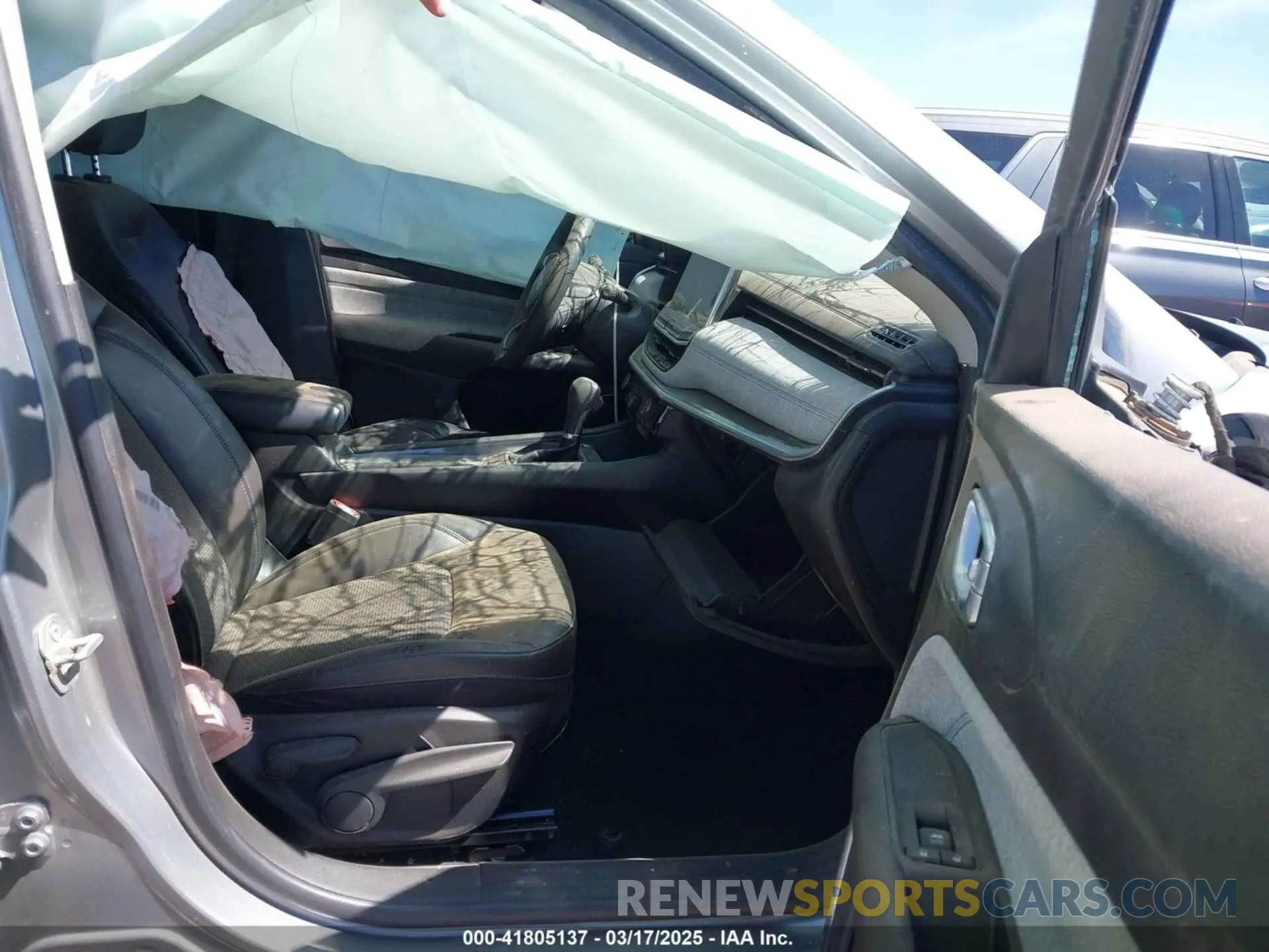 5 Photograph of a damaged car 3C4NJCBB9NT192421 JEEP COMPASS 2022