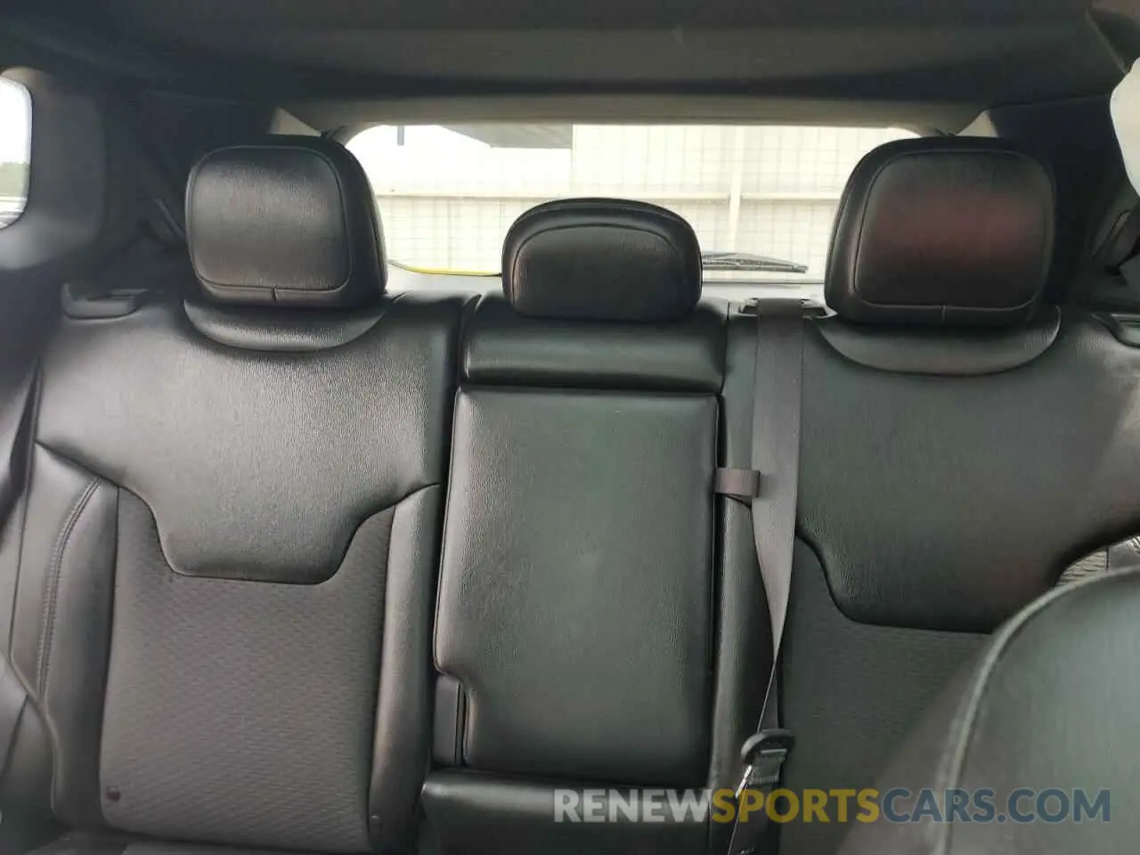 10 Photograph of a damaged car 3C4NJCBB9NT211131 JEEP COMPASS 2022