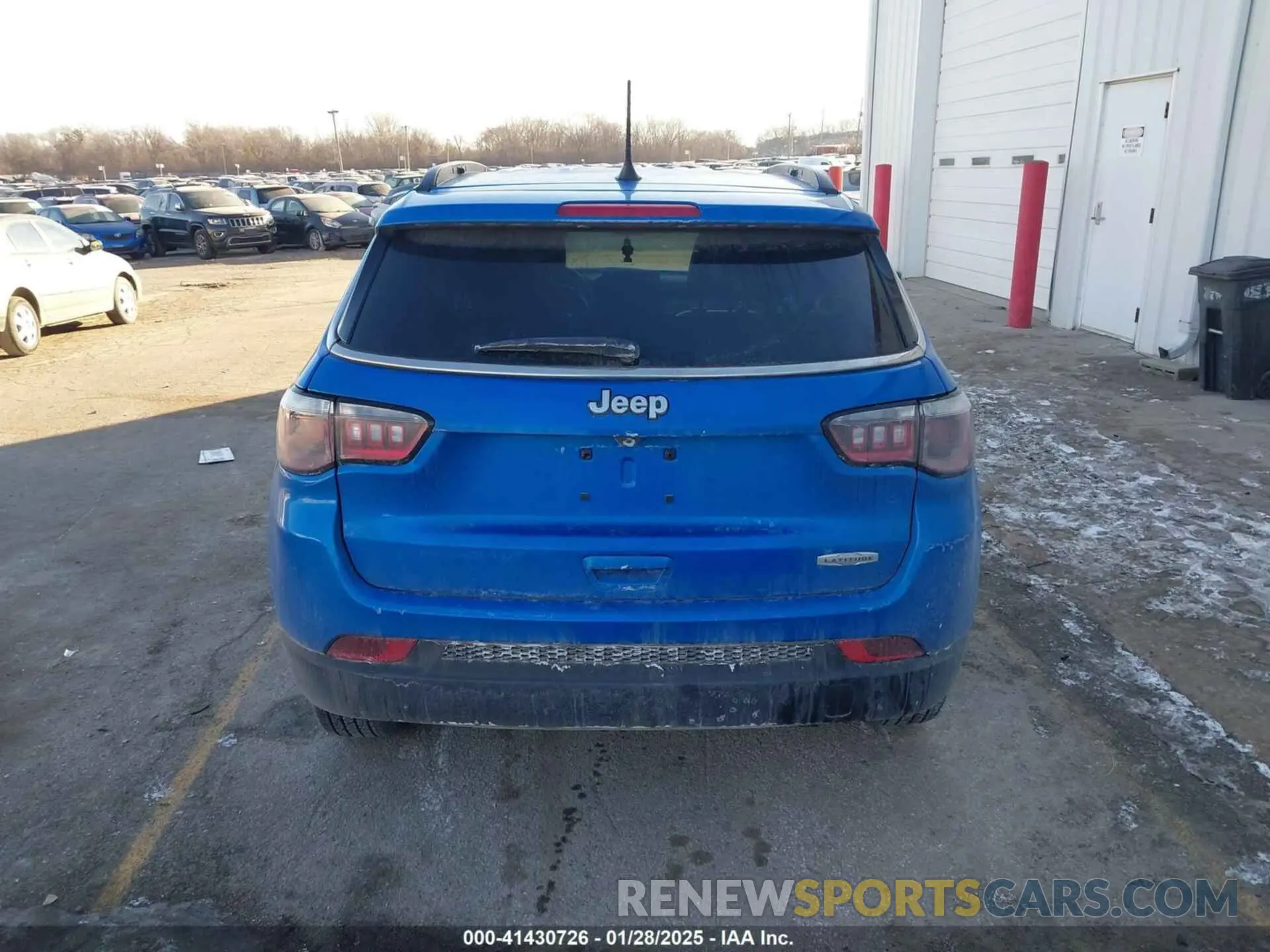 16 Photograph of a damaged car 3C4NJCBB9NT229290 JEEP COMPASS 2022