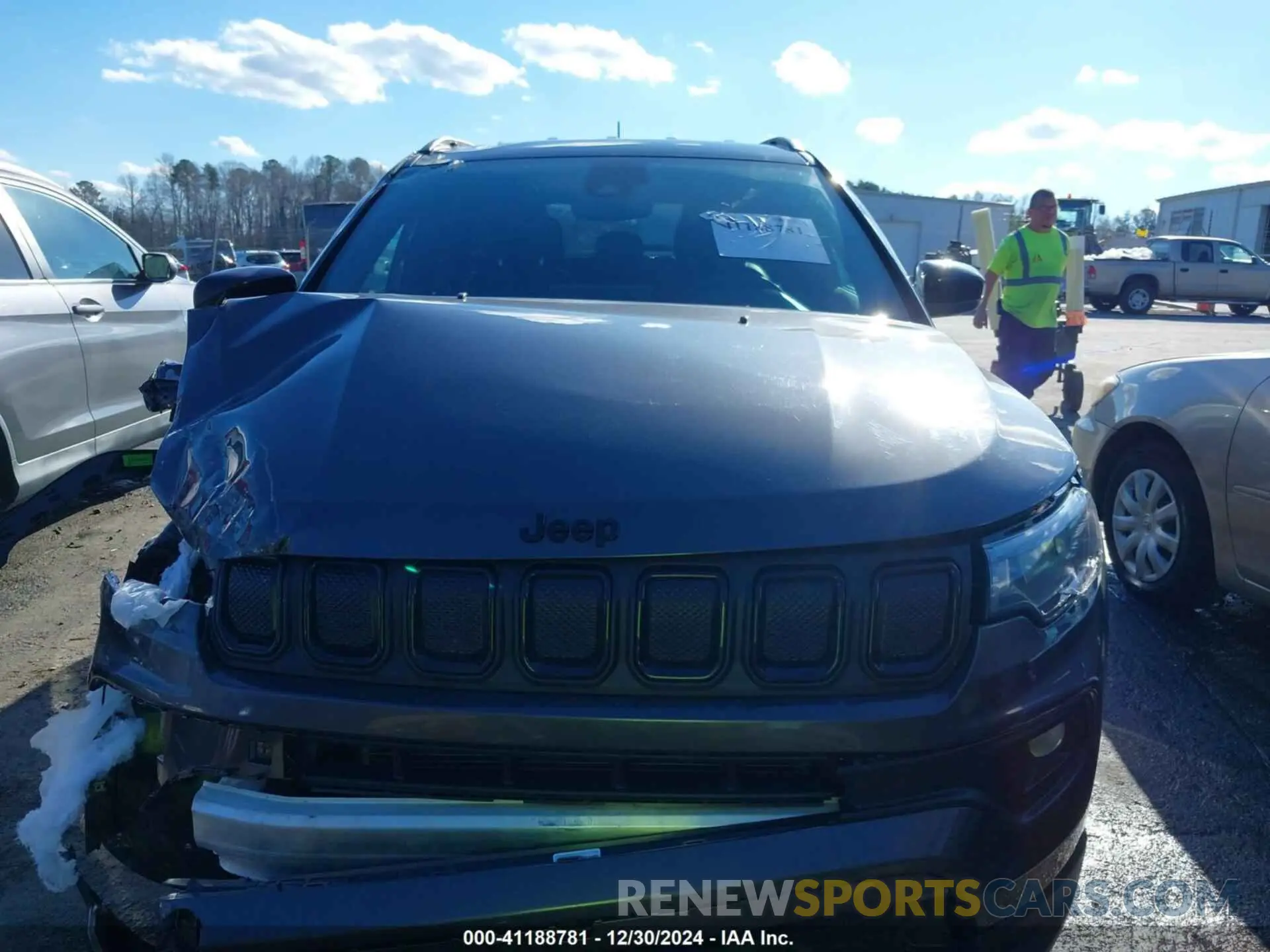 12 Photograph of a damaged car 3C4NJCBBXNT188054 JEEP COMPASS 2022