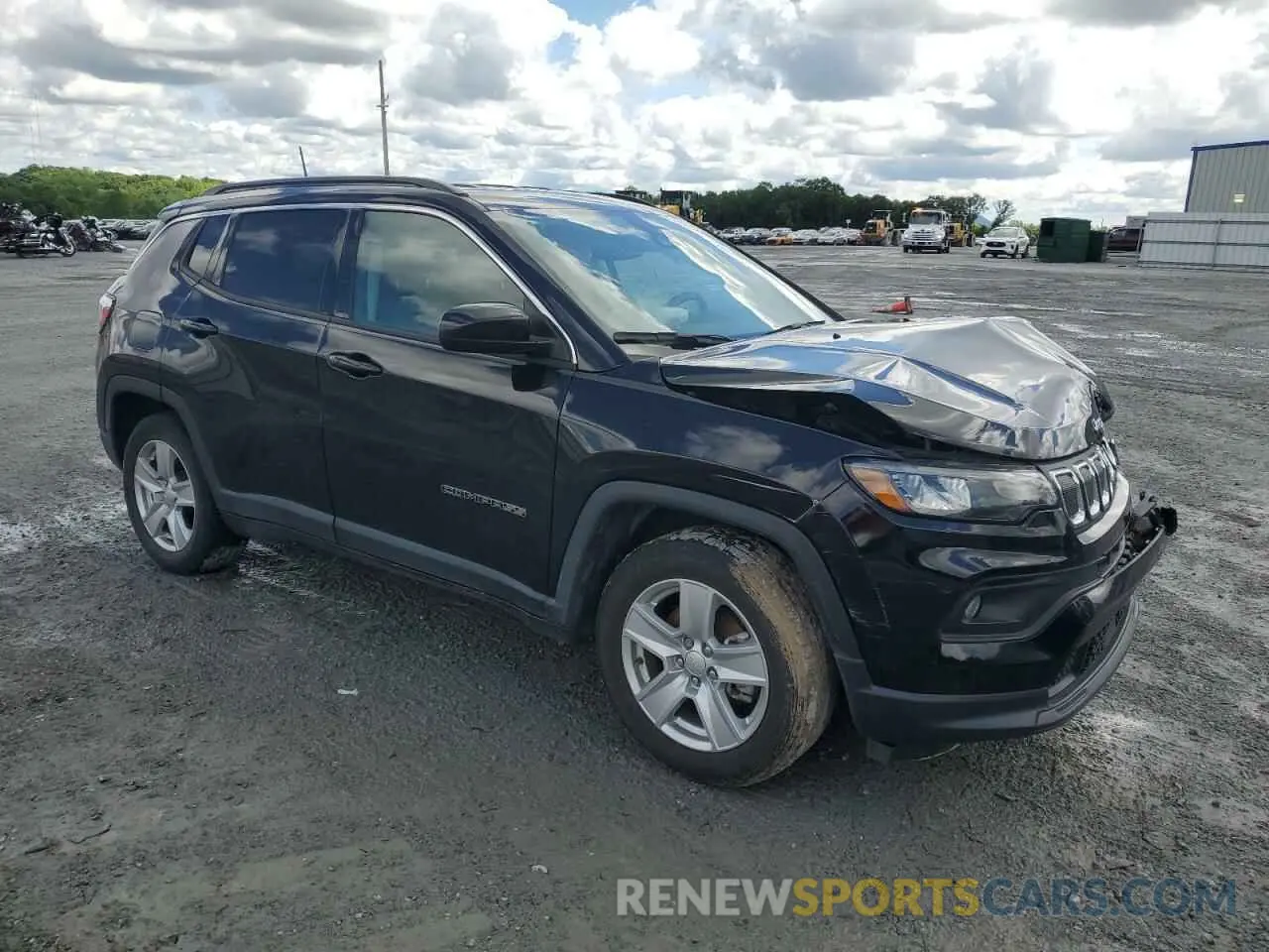 4 Photograph of a damaged car 3C4NJCBBXNT192492 JEEP COMPASS 2022