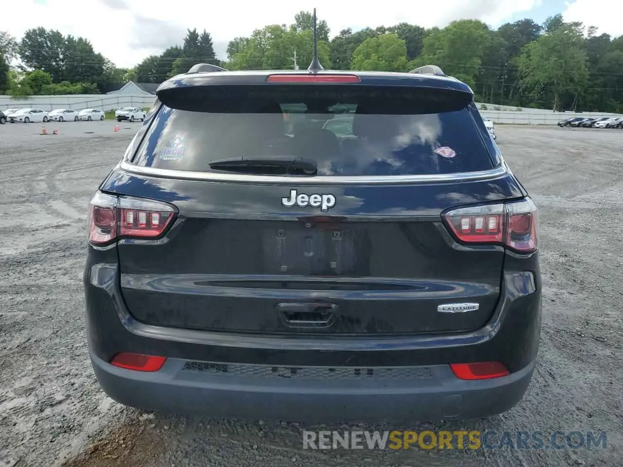 6 Photograph of a damaged car 3C4NJCBBXNT192492 JEEP COMPASS 2022