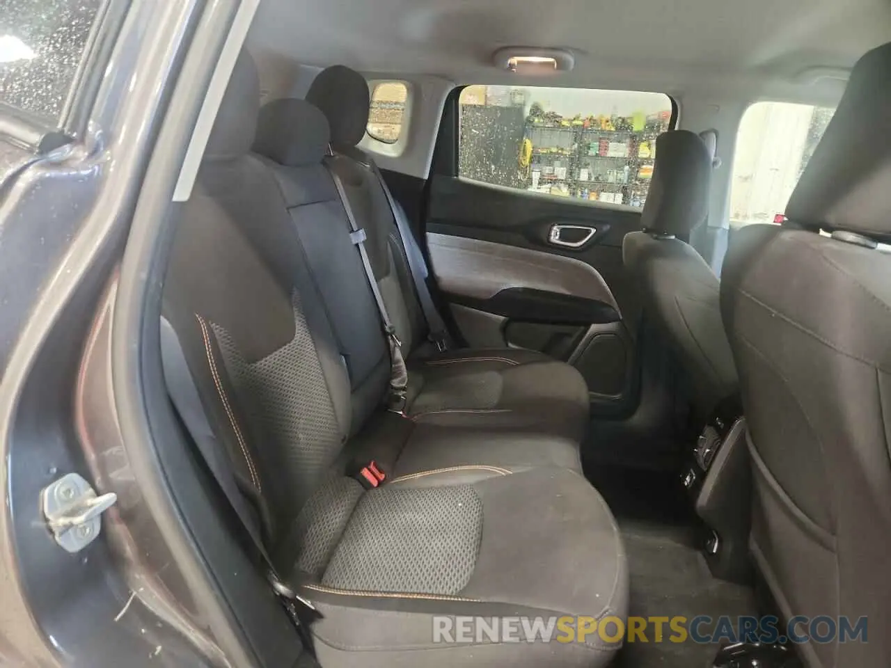 10 Photograph of a damaged car 3C4NJDAB5NT117738 JEEP COMPASS 2022