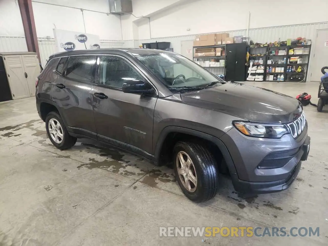 4 Photograph of a damaged car 3C4NJDAB5NT117738 JEEP COMPASS 2022