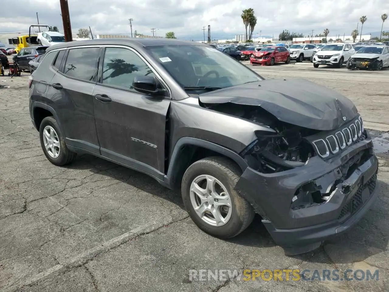 4 Photograph of a damaged car 3C4NJDAB9NT144165 JEEP COMPASS 2022