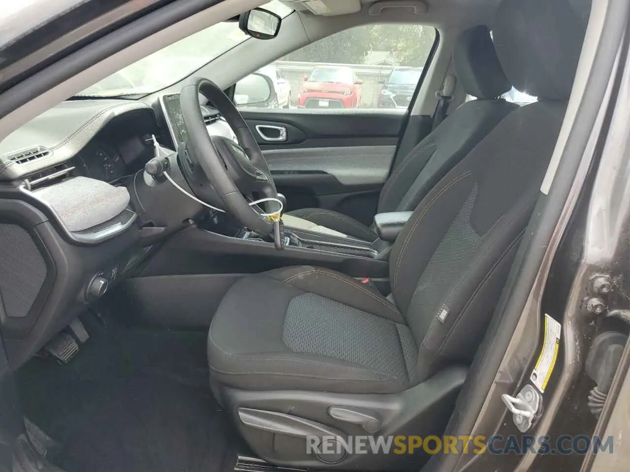 7 Photograph of a damaged car 3C4NJDAB9NT144165 JEEP COMPASS 2022