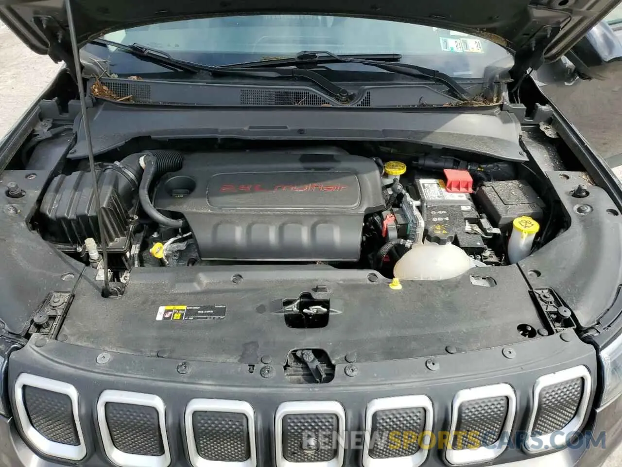 12 Photograph of a damaged car 3C4NJDBB0NT119783 JEEP COMPASS 2022
