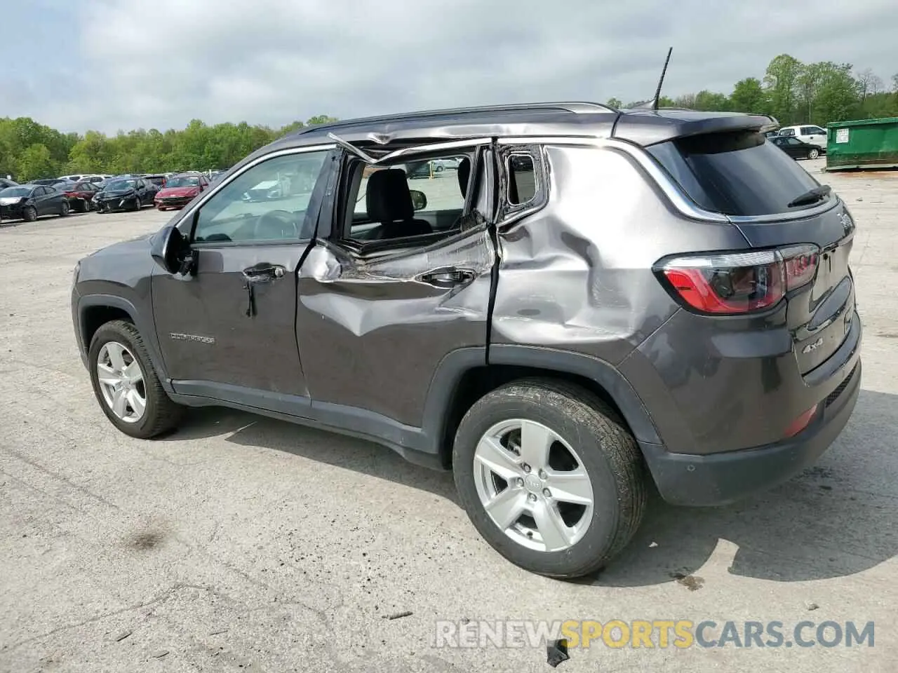 2 Photograph of a damaged car 3C4NJDBB0NT119783 JEEP COMPASS 2022