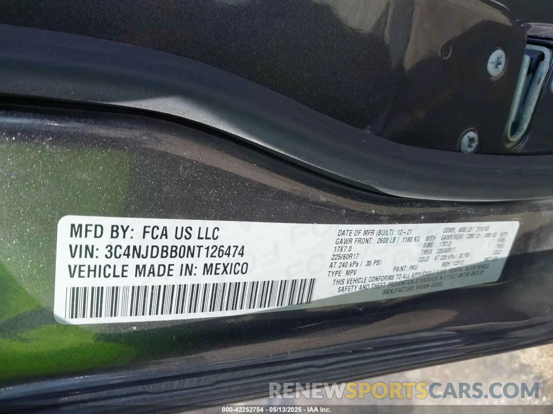 9 Photograph of a damaged car 3C4NJDBB0NT126474 JEEP COMPASS 2022