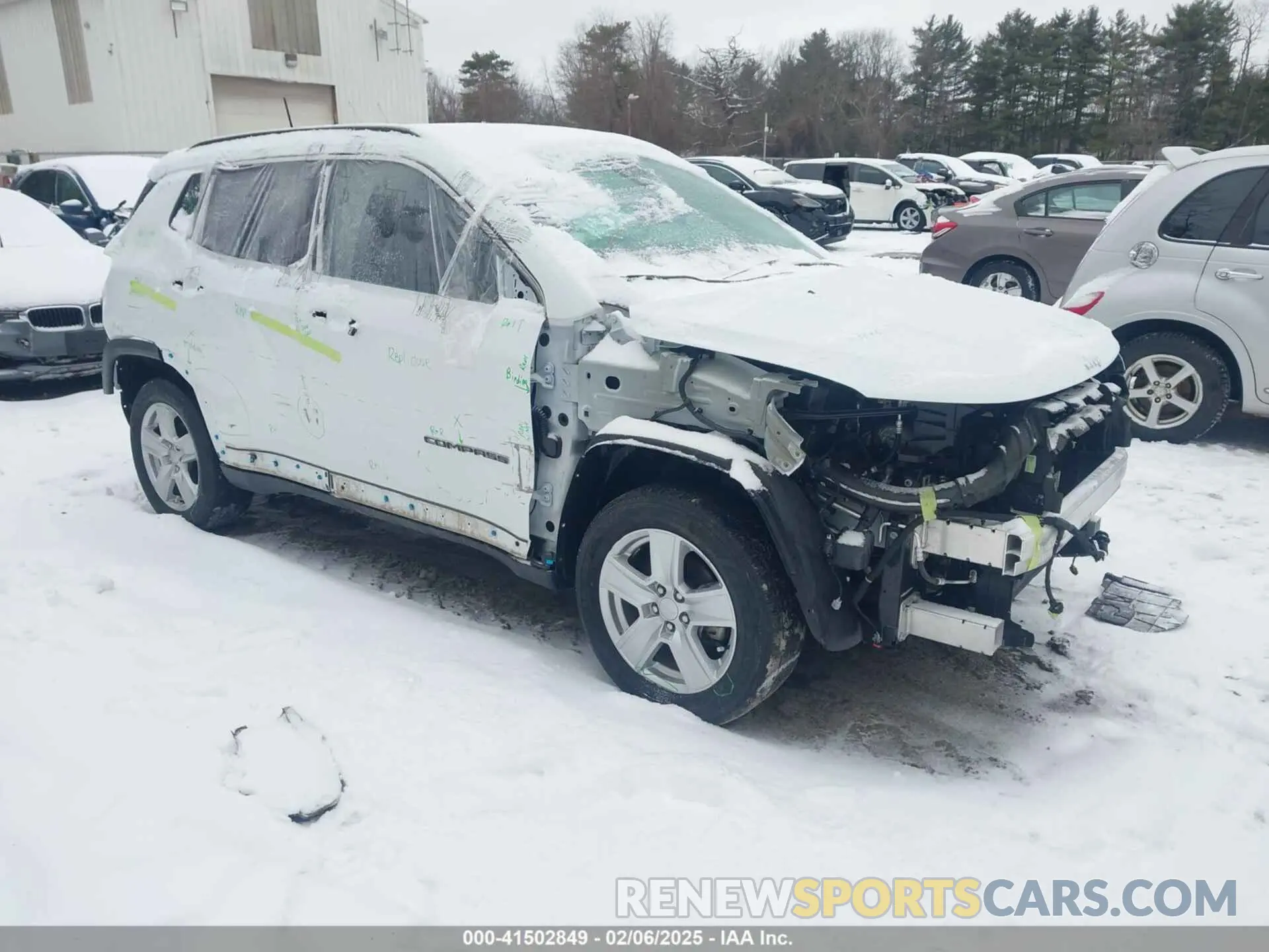 1 Photograph of a damaged car 3C4NJDBB0NT181278 JEEP COMPASS 2022