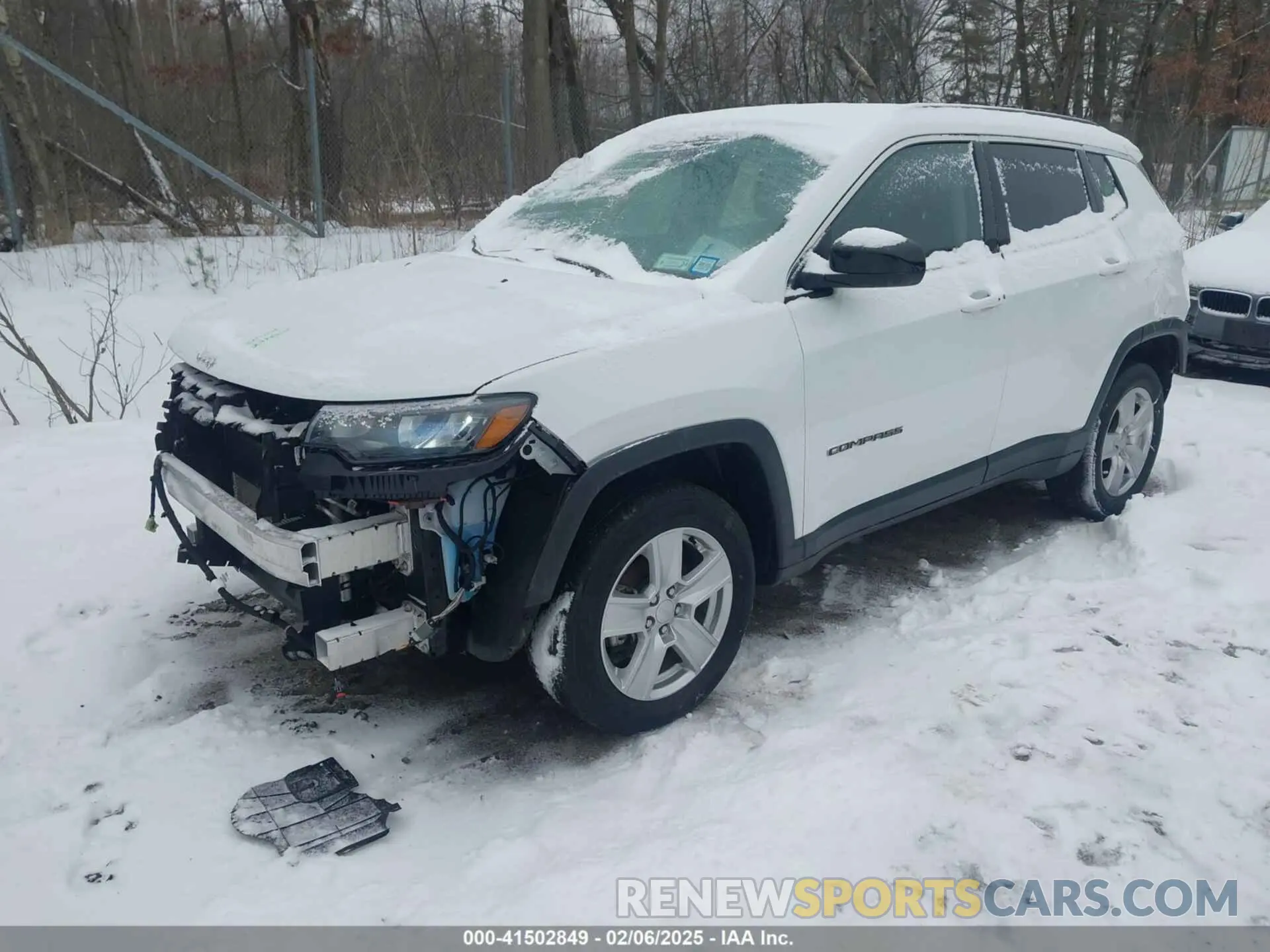 2 Photograph of a damaged car 3C4NJDBB0NT181278 JEEP COMPASS 2022