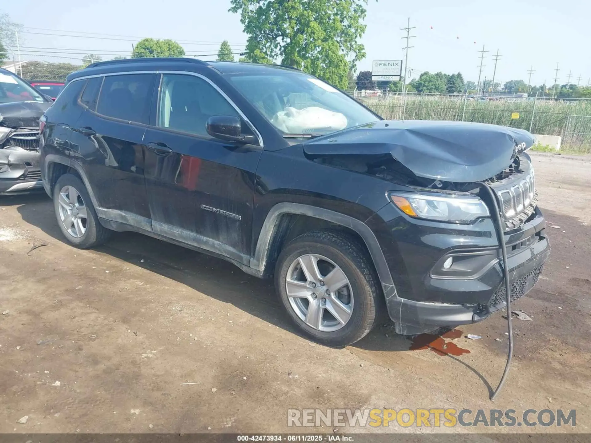 1 Photograph of a damaged car 3C4NJDBB0NT216921 JEEP COMPASS 2022