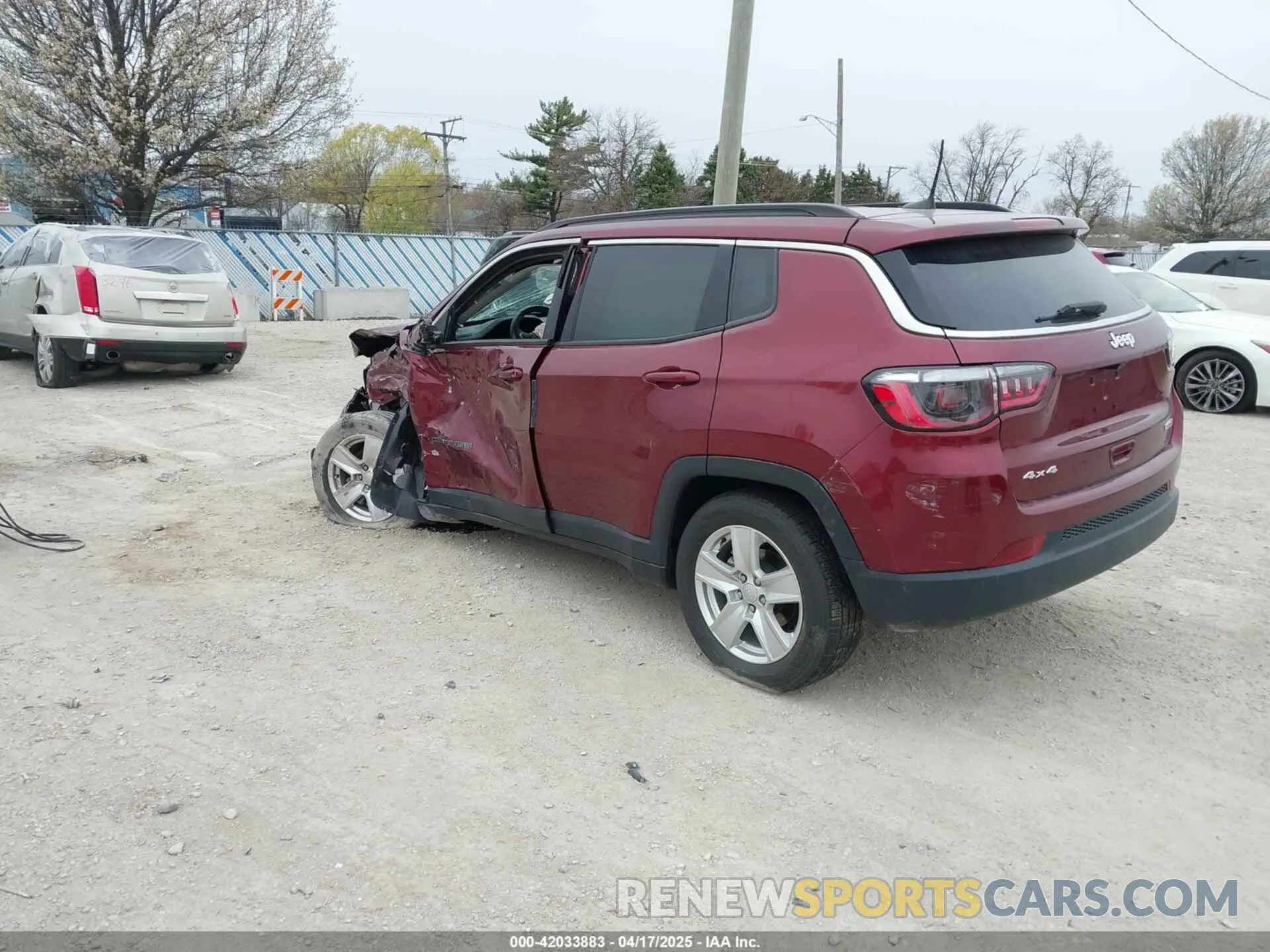 3 Photograph of a damaged car 3C4NJDBB1NT110087 JEEP COMPASS 2022