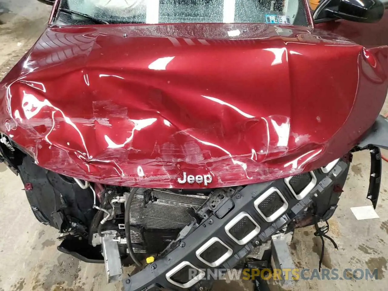 13 Photograph of a damaged car 3C4NJDBB1NT118769 JEEP COMPASS 2022