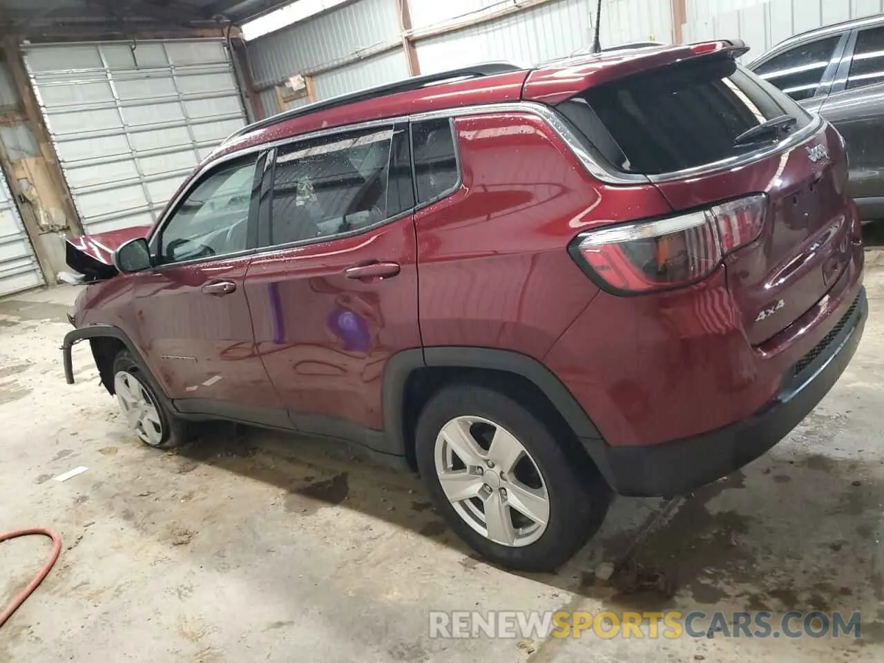 2 Photograph of a damaged car 3C4NJDBB1NT118769 JEEP COMPASS 2022