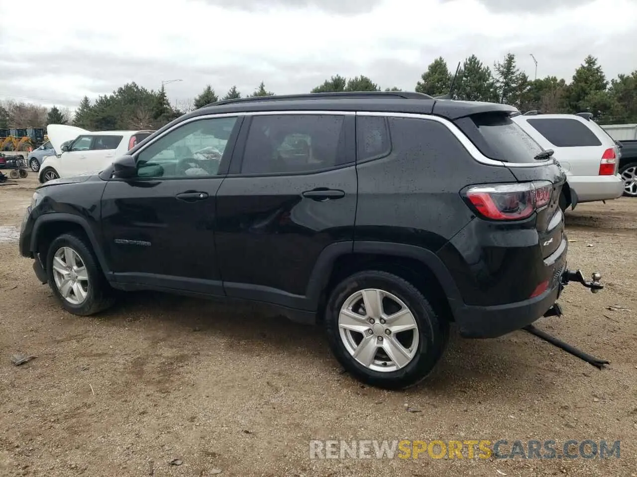 2 Photograph of a damaged car 3C4NJDBB1NT124880 JEEP COMPASS 2022