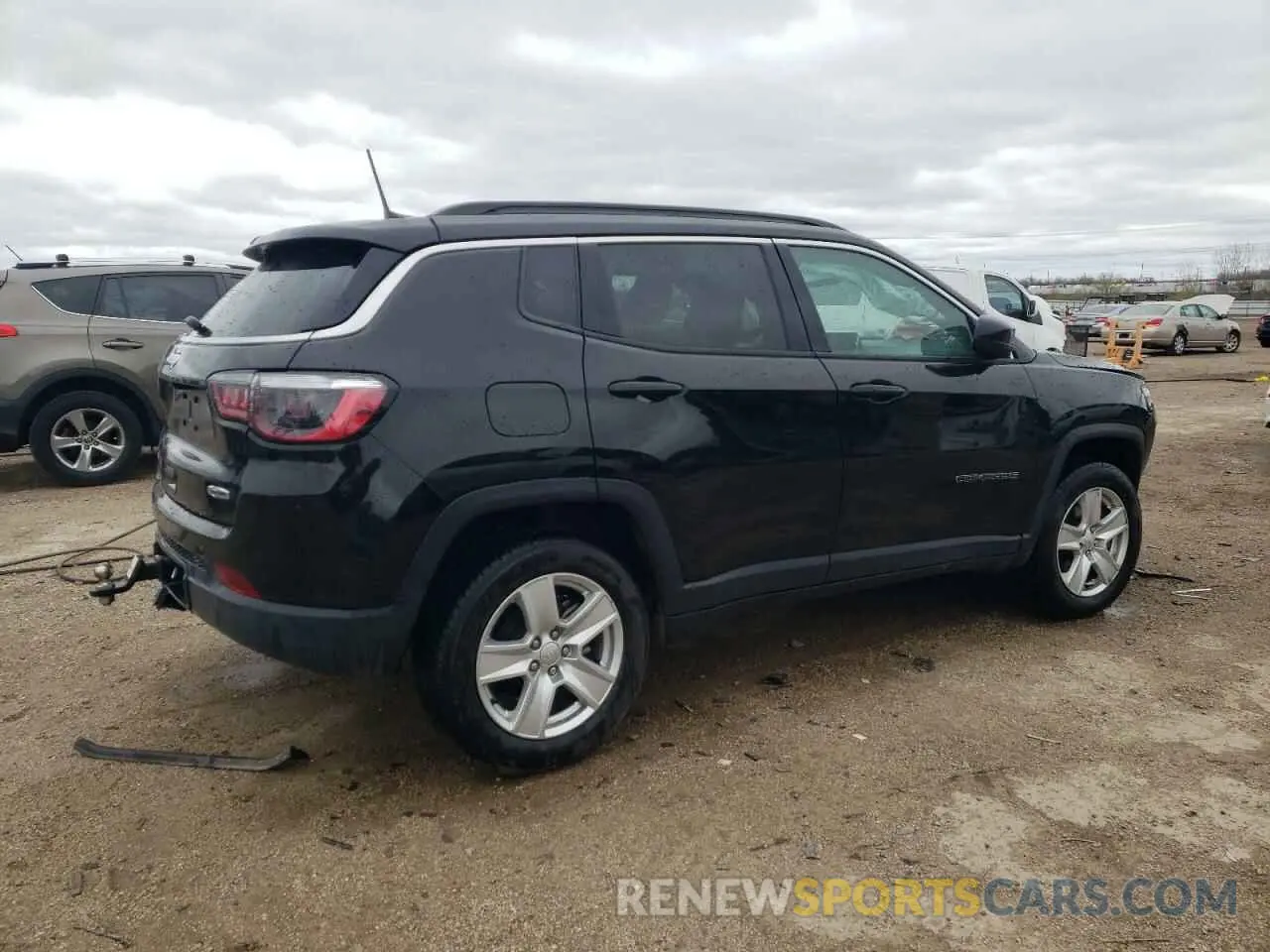 3 Photograph of a damaged car 3C4NJDBB1NT124880 JEEP COMPASS 2022