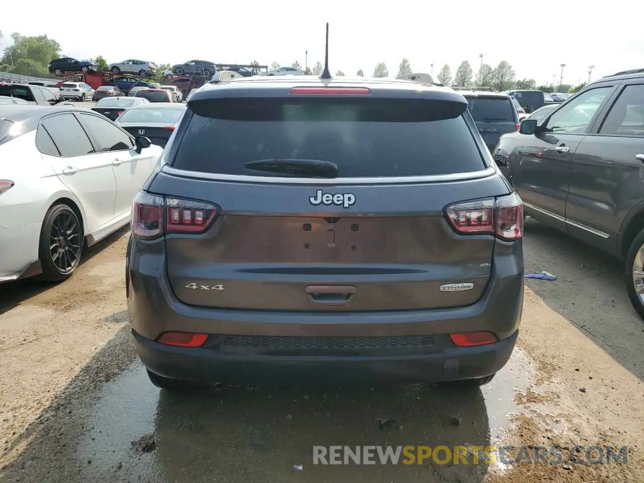 6 Photograph of a damaged car 3C4NJDBB1NT151285 JEEP COMPASS 2022