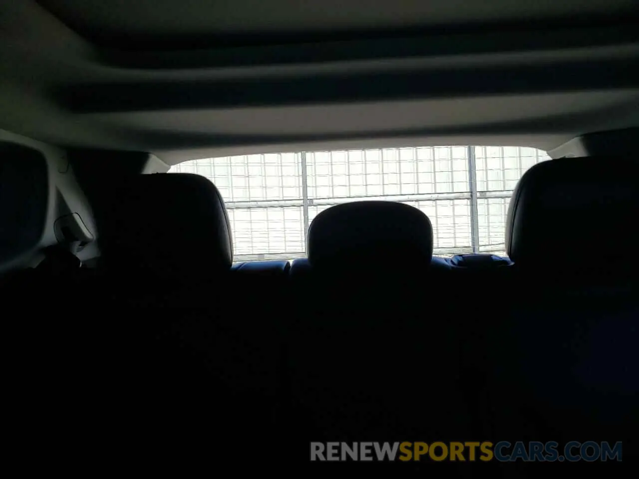 10 Photograph of a damaged car 3C4NJDBB1NT164487 JEEP COMPASS 2022