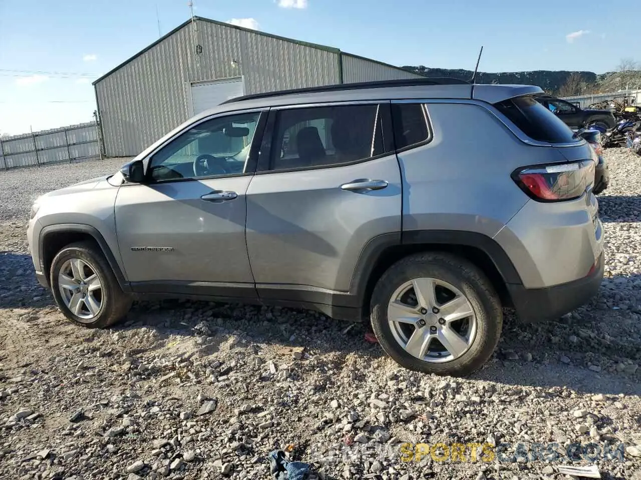 2 Photograph of a damaged car 3C4NJDBB1NT164487 JEEP COMPASS 2022