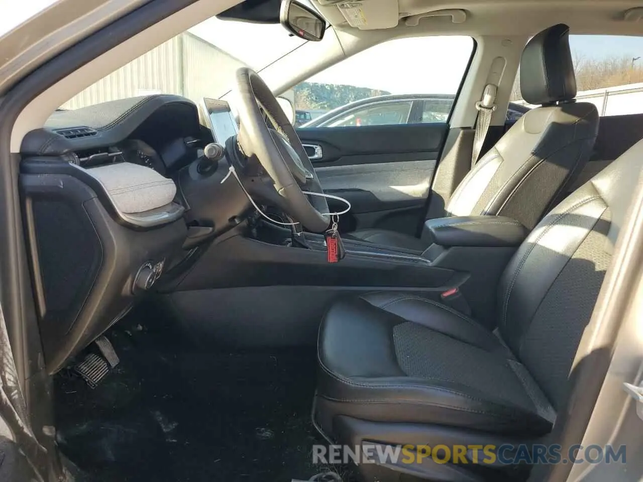 7 Photograph of a damaged car 3C4NJDBB1NT164487 JEEP COMPASS 2022
