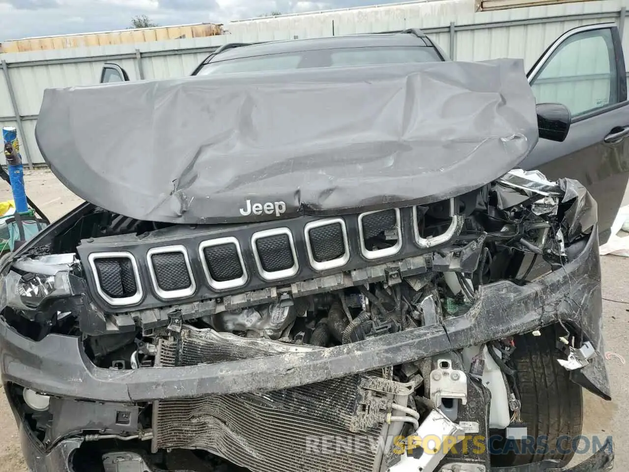 12 Photograph of a damaged car 3C4NJDBB2NT124371 JEEP COMPASS 2022