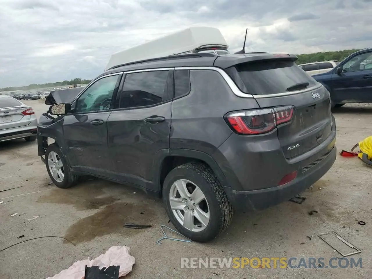 2 Photograph of a damaged car 3C4NJDBB2NT124371 JEEP COMPASS 2022