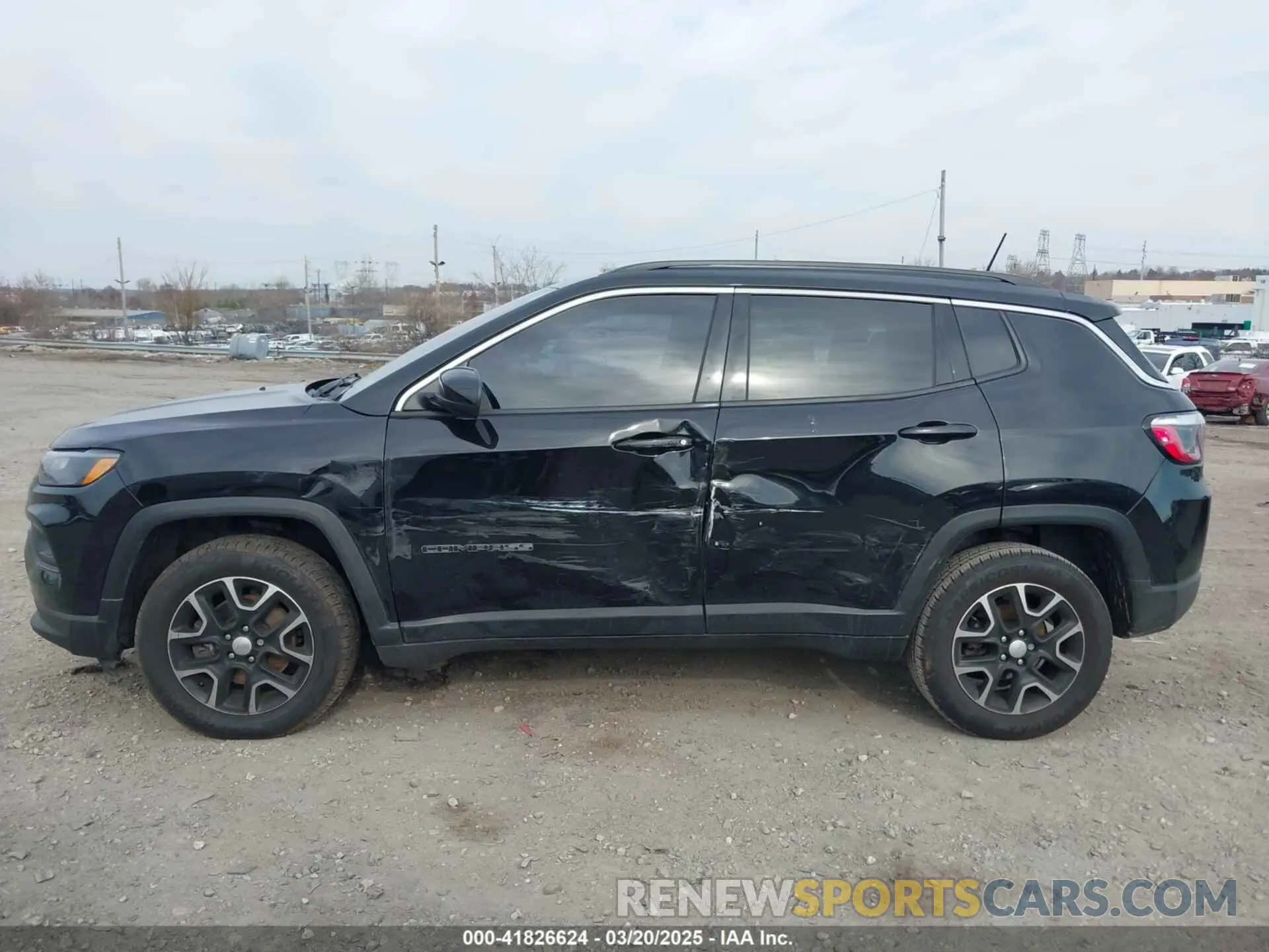 13 Photograph of a damaged car 3C4NJDBB2NT135824 JEEP COMPASS 2022