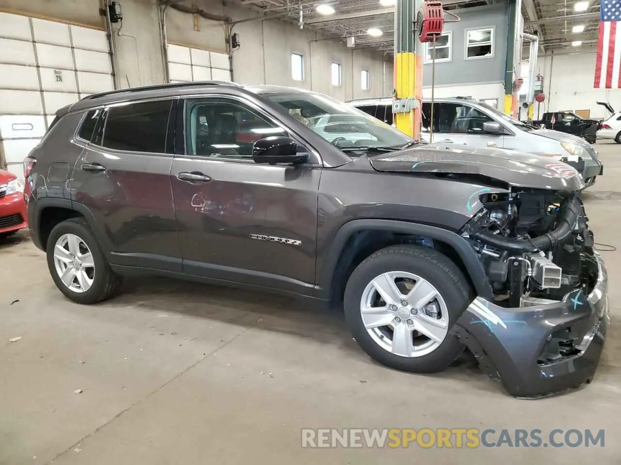 4 Photograph of a damaged car 3C4NJDBB2NT155247 JEEP COMPASS 2022