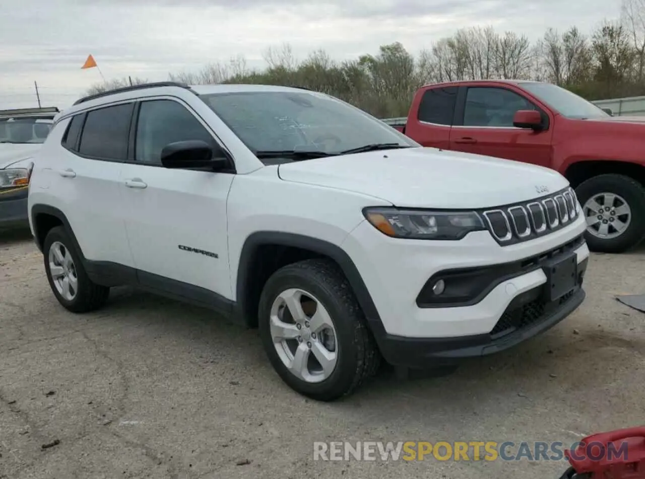 4 Photograph of a damaged car 3C4NJDBB2NT169942 JEEP COMPASS 2022