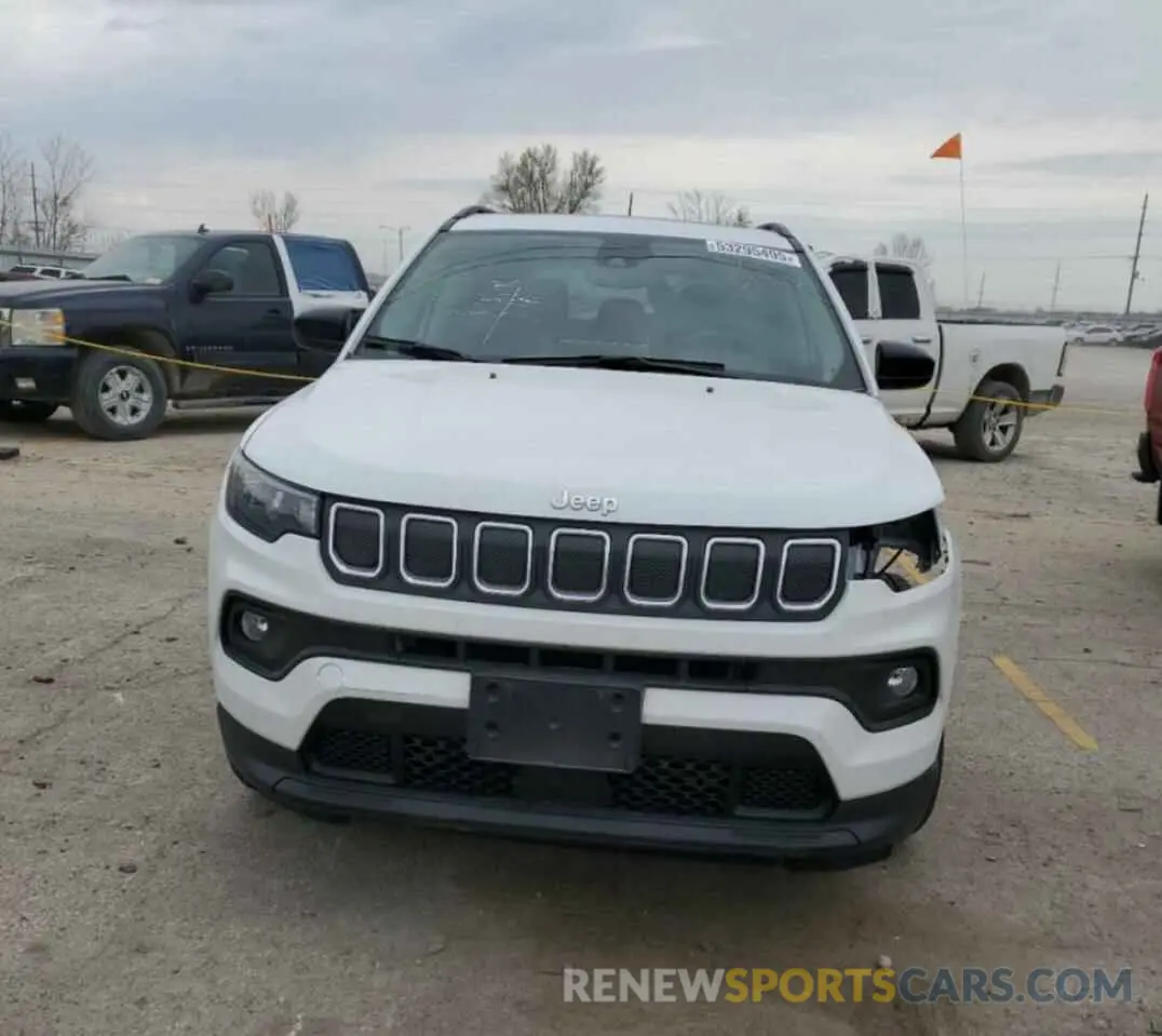 5 Photograph of a damaged car 3C4NJDBB2NT169942 JEEP COMPASS 2022