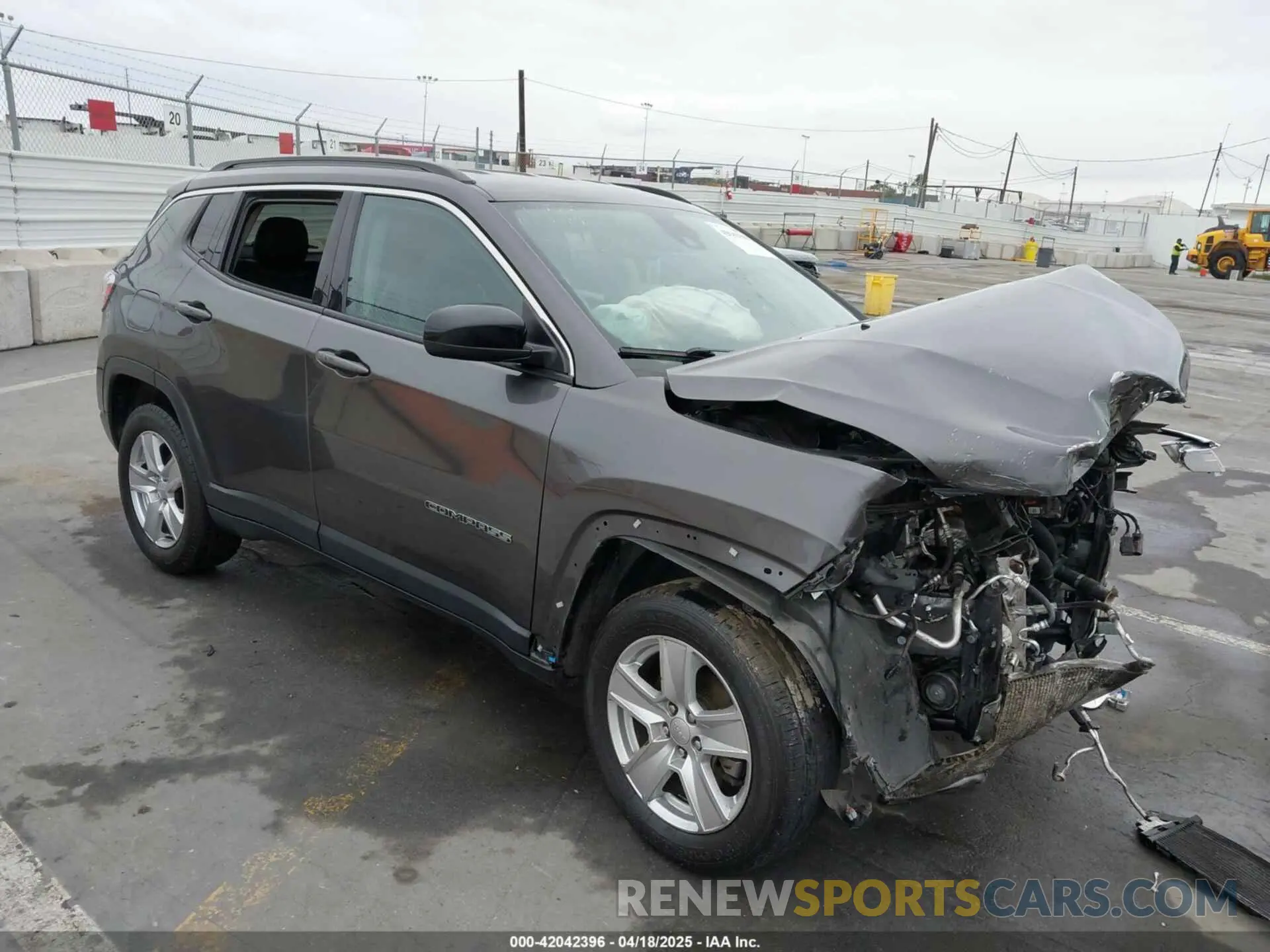 1 Photograph of a damaged car 3C4NJDBB2NT176163 JEEP COMPASS 2022